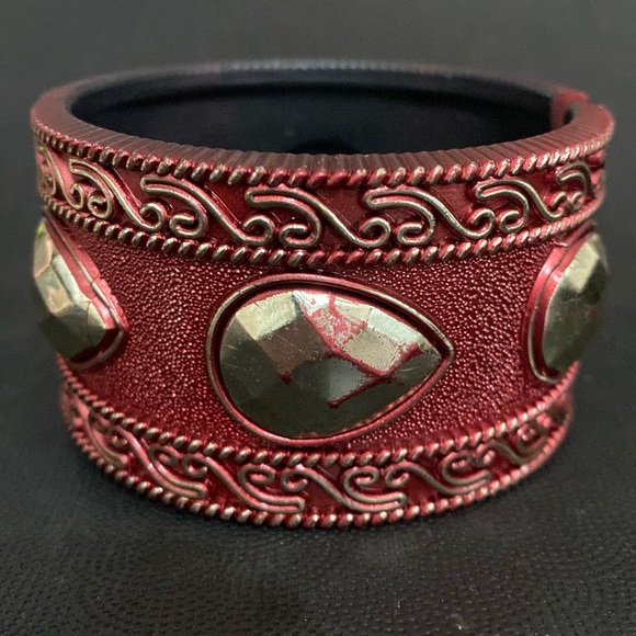 Acrylic hinged Resin Bangle Bracelets- Red - Picture 3 of 9